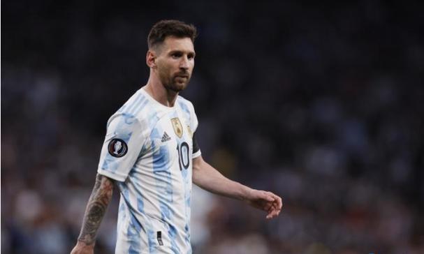 欧冠狂欢夜：拜仁2-1赢巴